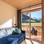 Boderhof Apartman Tux
